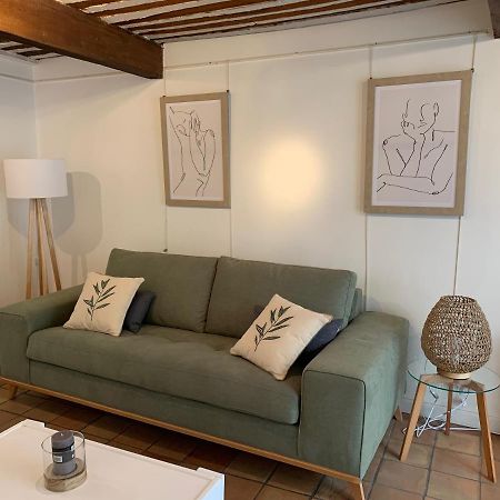 Au 10 Leilighet LʼIsle-sur-la-Sorgue Eksteriør bilde